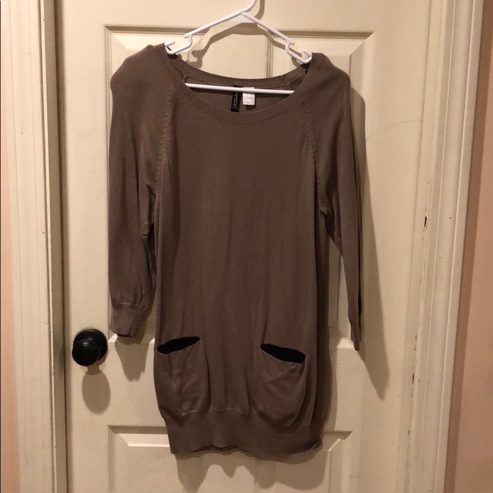 H&M Long tan sweater